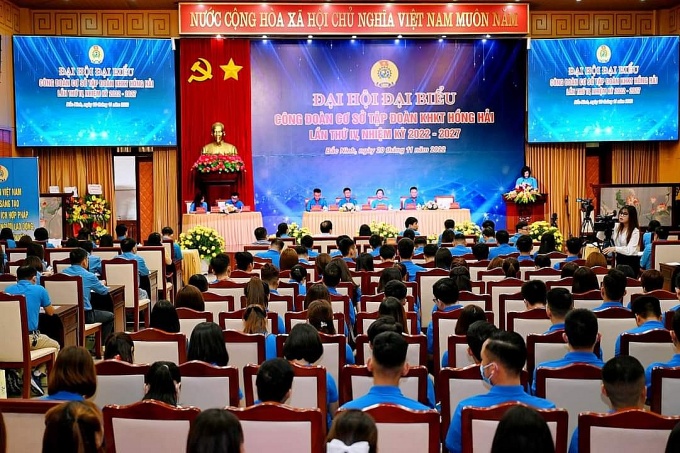 Thu hút, tập hợp NLĐ và tổ chức của NLĐ tại doanh nghiệp vào tổ chức Công đoàn Việt Nam
