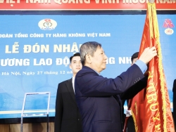 Công đoàn Tổng công ty Hàng không đón nhận Huân chương Lao động hạng Nhì