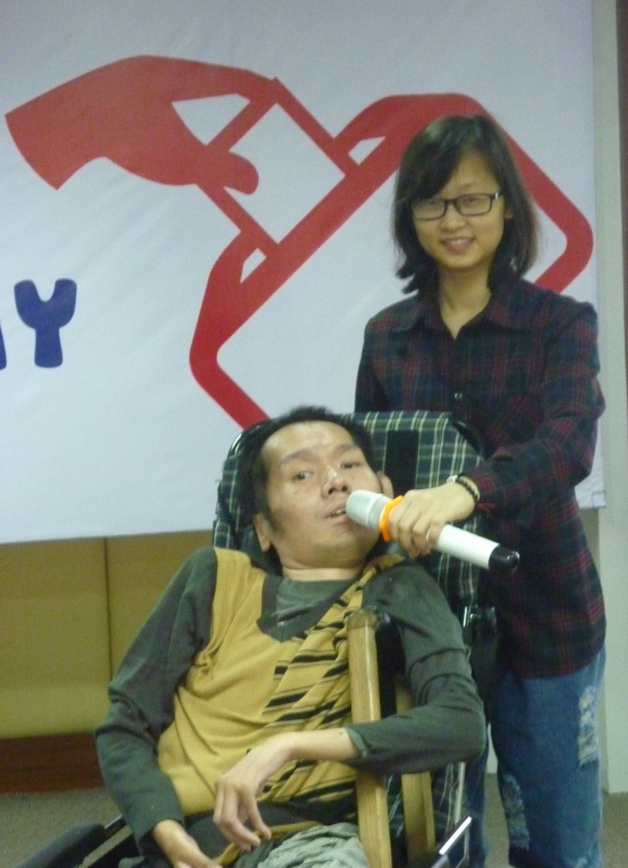 Muôn nẻo nghề hỗ trợ người khuyết tật