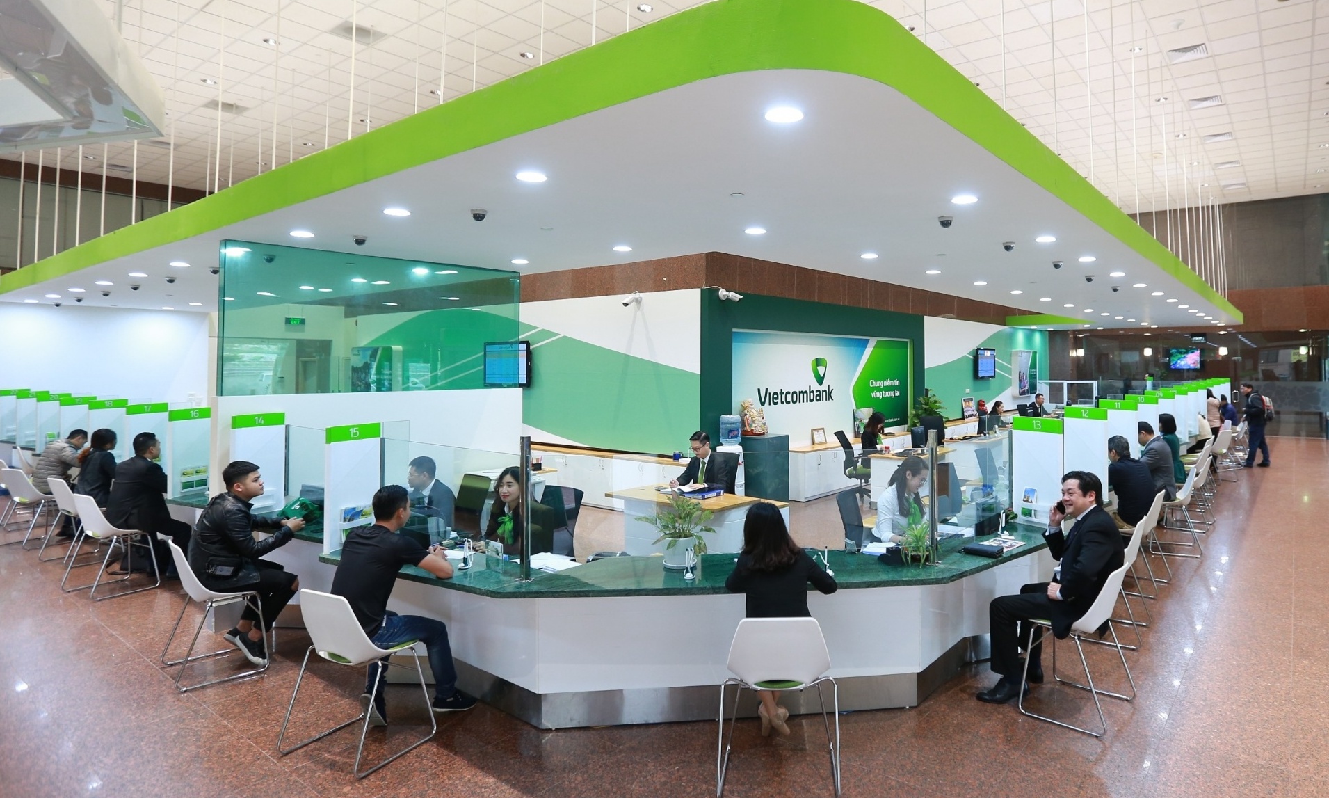 Nhiều ưu đãi lãi suất cho khách hàng vay vốn tại Vietcombank trong tháng 3/2023