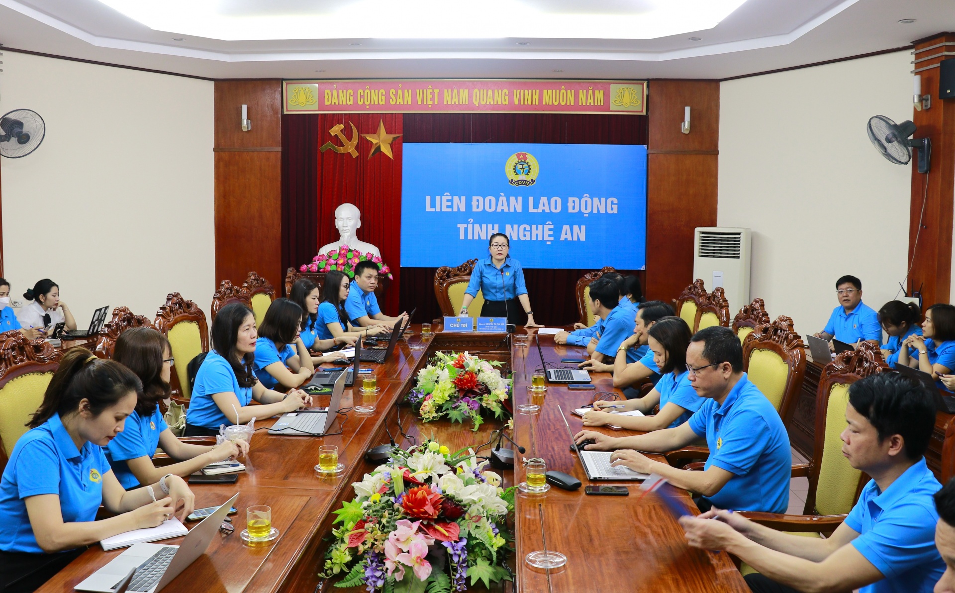 Tập huấn nâng cao kỹ năng truyền thông báo chí cho cán bộ công đoàn Nghệ An