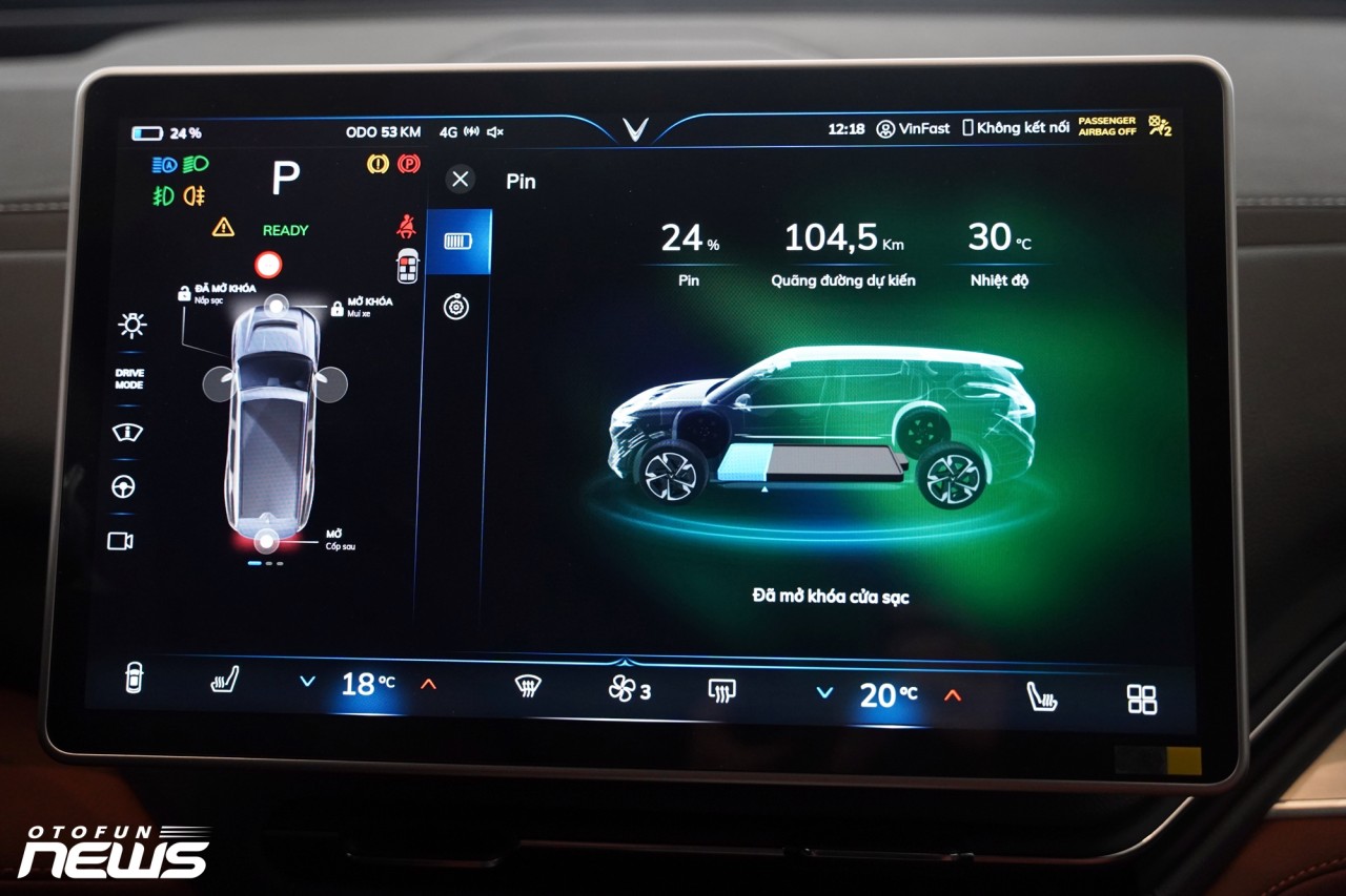 Cận cảnh VinFast VF9 Plus tại Hà Nội