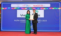 Vietcombank đạt 3 giải thưởng quan trọng tại diễn đàn Ngân hàng bán lẻ Việt Nam 2023