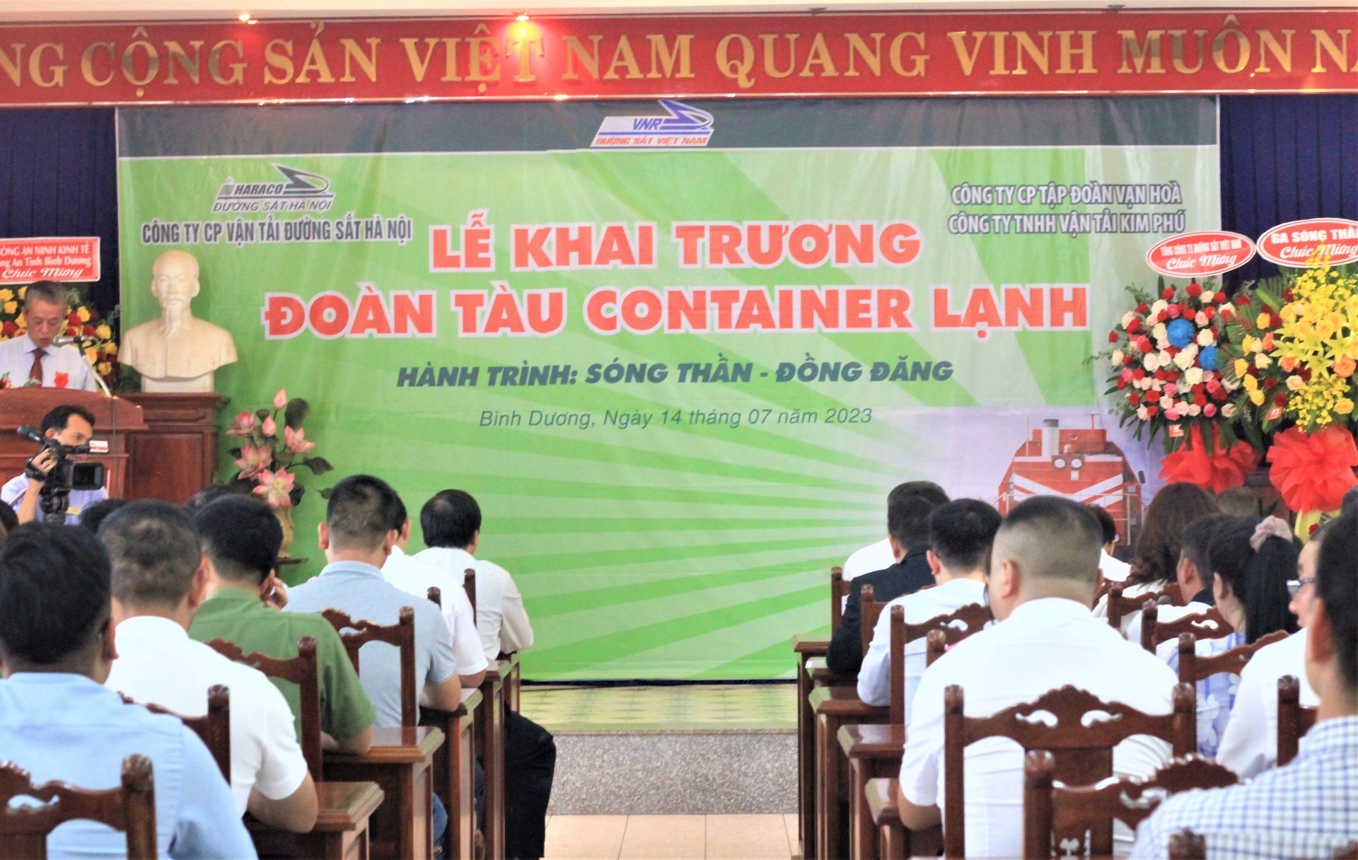 Đoàn tàu liên vận quốc tế chạy từ ga Sóng Thần, Bình Dương chính thức khai trương