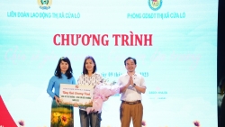 Ý nghĩa chương trình “Chia sẻ yêu thương – Cùng em đến trường” của LĐLĐ thị xã Cửa Lò