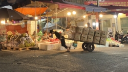 "Chỉ mong có việc, có thu nhập là vui lắm rồi!"