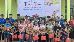 Ban quản lý các KCN Vĩnh Phúc tổ chức "Trung thu cho em"