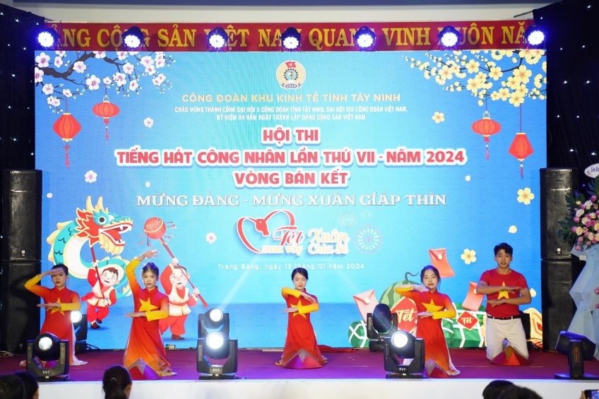 Chợ Tết Công đoàn mang lại phấn khởi cho cả người lao động lẫn doanh nghiệp