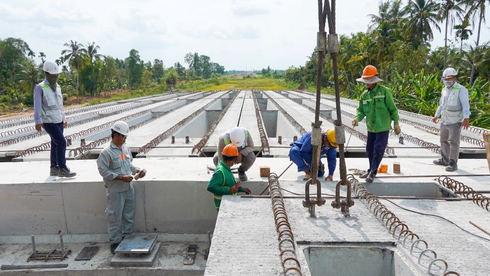 Gần 7,5 triệu lượt đoàn viên, người lao động được hỗ trợ, chăm lo Tết Gần 7,5 triệu lượt đoàn viên, người lao động được hỗ trợ, chăm lo Tết