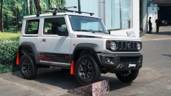 Giá lăn bánh Suzuki Jimny lên tới hơn 900 triệu đồng