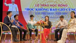 Lâm Đồng: 10 đoàn viên, người lao động được nhận học bổng “Học không bao giờ cùng”