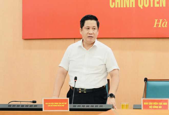 Các báo cáo viên trình bày chuyên đề tại Hội nghị.