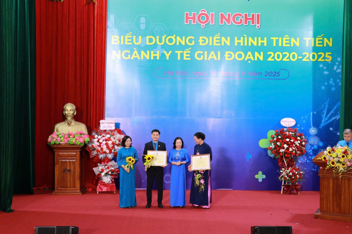 Công đoàn Y tế: Khép lại chặng đường vượt khó, mở ra kỷ nguyên thi đua sáng tạo và chuyển đổi số