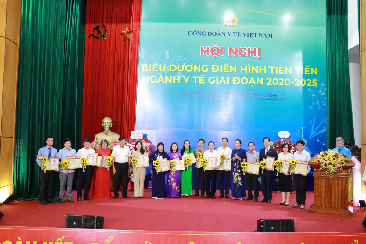 Công đoàn Y tế: Khép lại chặng đường vượt khó, mở ra kỷ nguyên thi đua sáng tạo và chuyển đổi số