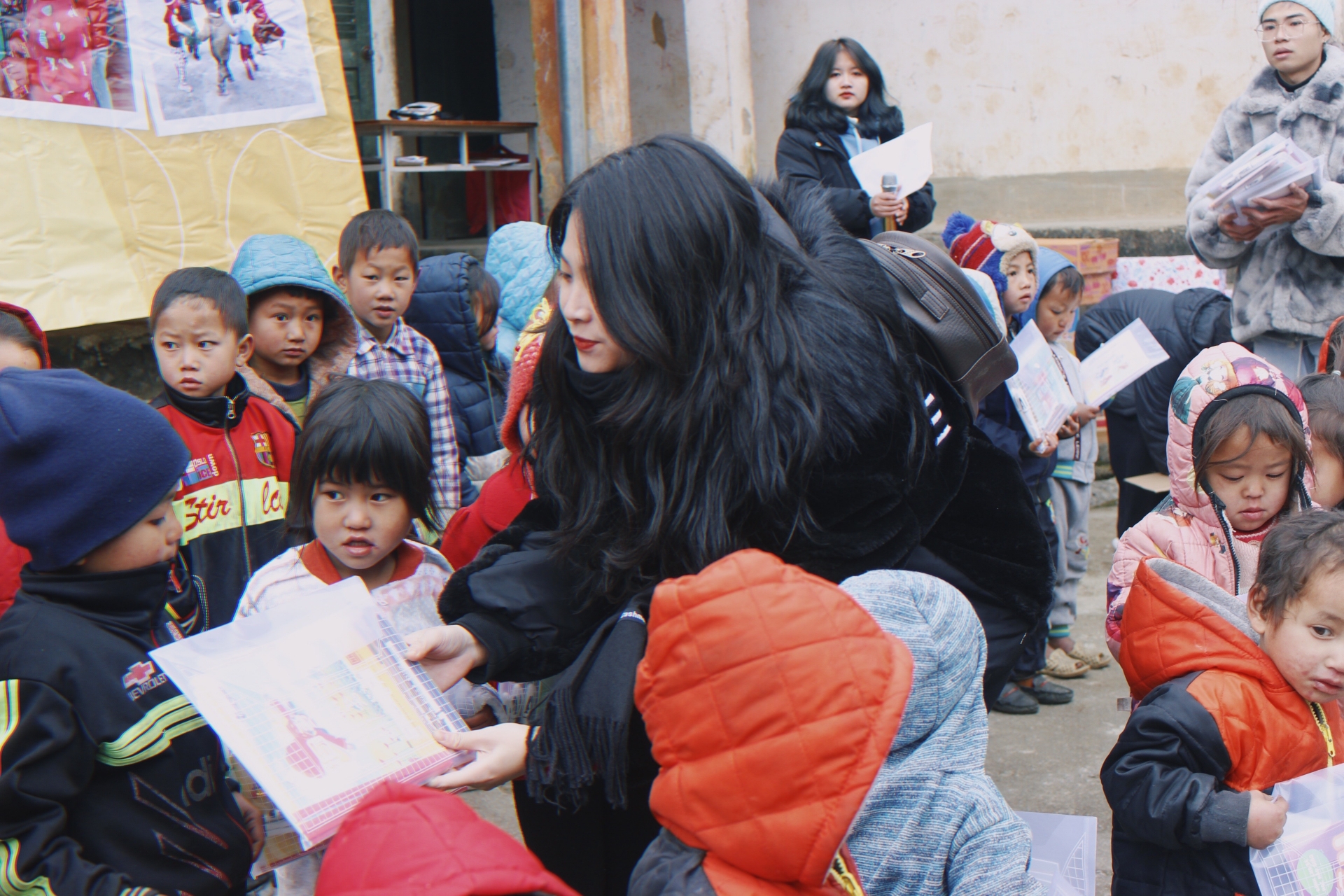 "Đông ấm cho em" đầy ắp yêu thương