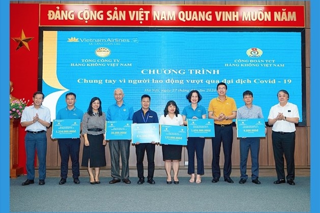 Không chấm dứt hợp đồng lao động với người lao động dù khó khăn