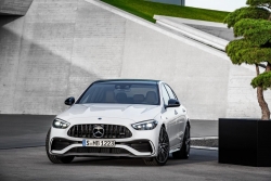 Mercedes-AMG C43 4Matic mới có công suất gần bằng siêu xe