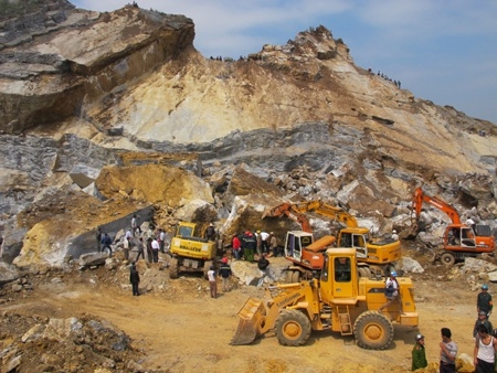 Sai phạm về đảm bảo an toàn lao động trong khai thác đá