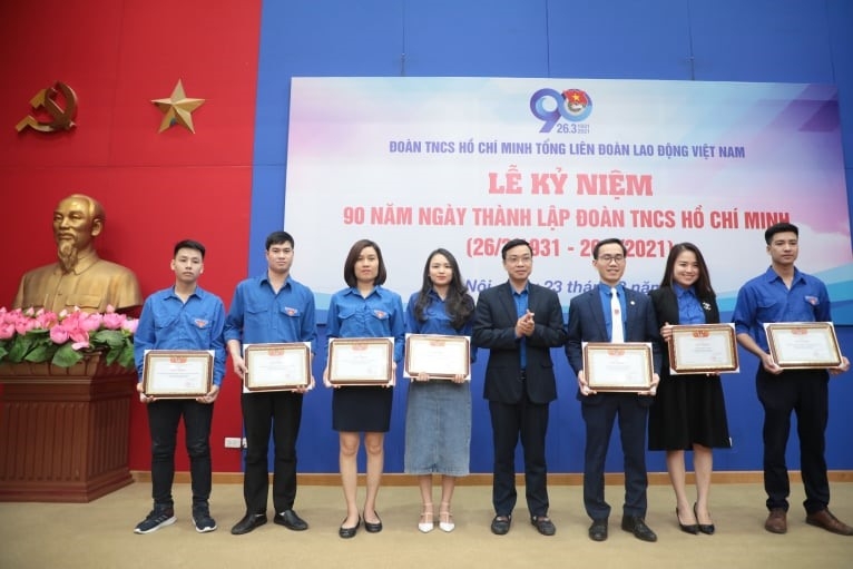 Phát động và thực hiện “Mô hình 5S trong cơ quan công đoàn”