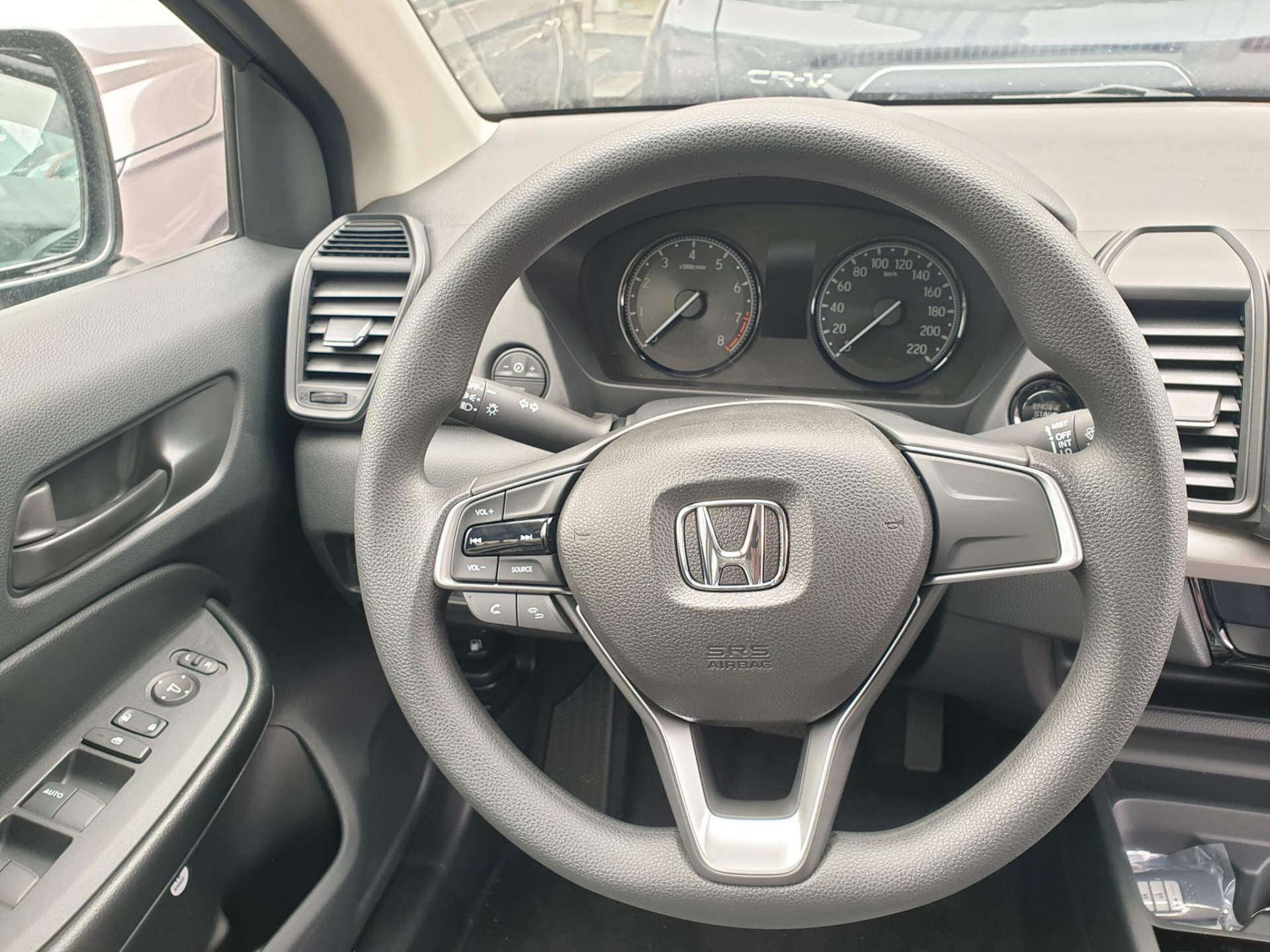 Honda City E giá 499 triệu về đại lý