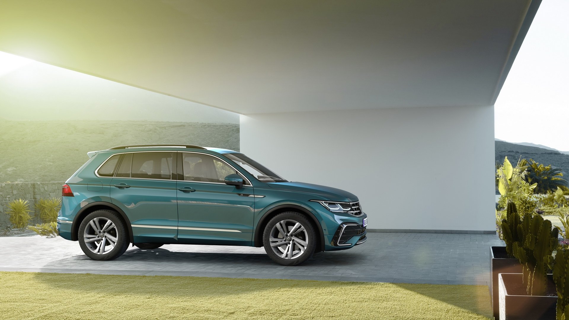 volkswagen tiguan mo i ra ma t ta i anh