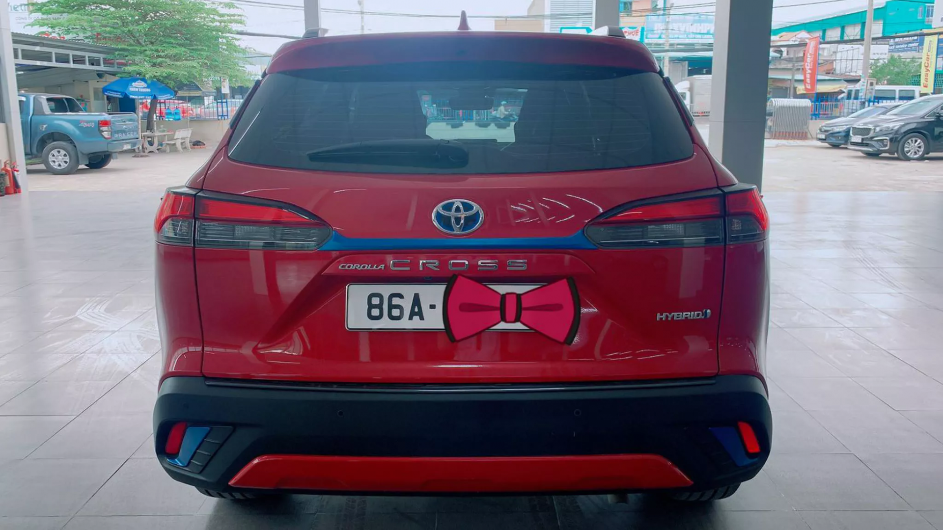 Toyota Corolla Cross cũ đầu tiên, đắt hơn xe mới 69 triệu đồng