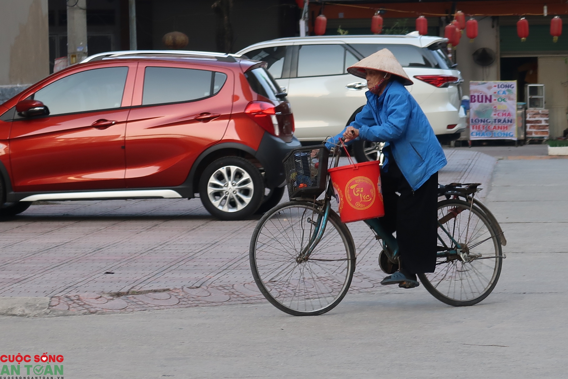 Tết Nguyên đán 2021: “Lương không tăng nhưng được thưởng Tết là mừng”