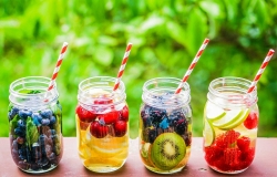 Gợi ý 4 công thức detox đơn giản, giúp eo thon dáng đẹp