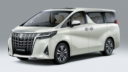 Toyota Alphard bản nâng cấp giá hơn 4,2 tỷ đồng tại Việt Nam