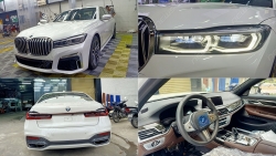 BMW 730Li M Sport lộ ảnh nội thất trước ngày ra mắt