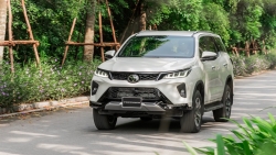 Toyota Fortuner 2020 có gì để chinh phục khách hàng Việt