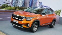 Kia Seltos “hạ gục” Hyundai Kona ngay trong tháng đầu giao xe