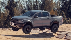 Ford Ranger Raptor 2020 sở hữu một loạt trang bị mới