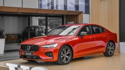 Chi tiết sedan hạng sang Volvo S60 R-Design giá 1,7 tỷ