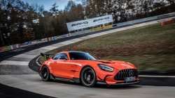 Quái thú Mercedes-AMG GT Black Series lập kỷ lục mới tại "địa ngục xanh"