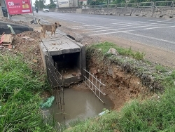 Dự án BOT nghìn tỷ thu phí nhiều năm chưa xong mương thoát nước, bẫy người đi đường