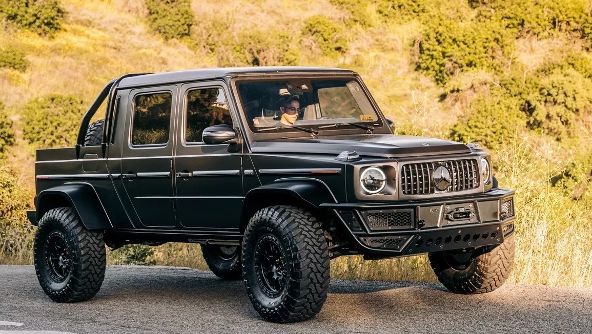 Mất 1.100 giờ để độ Mercedes G-Class thành bán tải