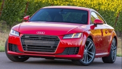 Audi Việt Nam triệu hồi thay thế túi khí trên vô lăng lái Audi TT