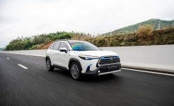 Khách mua Toyota Corolla Cross nhận ưu đãi hấp dẫn trong tháng 3/2023