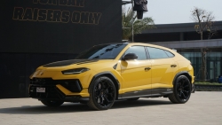 Lamborghini Urus Performante chính hãng có giá 16,5 tỷ đồng