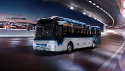 Thaco lắp ráp xe bus cao cấp Mercedes-Benz