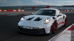 Porsche 911 GT3 RS 2023, xe đua dành cho đường phố