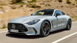 Mercedes-AMG GT thế hệ thứ hai ra mắt