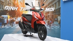 Cận cảnh Piaggio Beverly S giá 235 triệu đồng vừa ra mắt