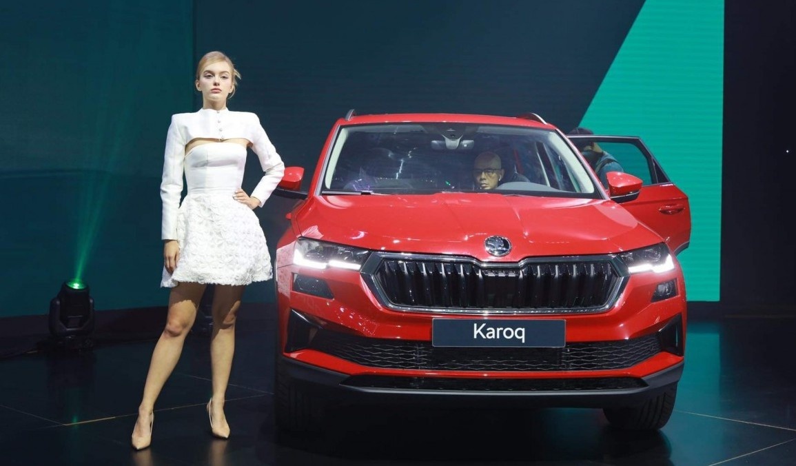 Chi tiết Skoda Karoq 2023 vừa ra mắt, giá lăn bánh dao động hơn 1 tỷ đồng