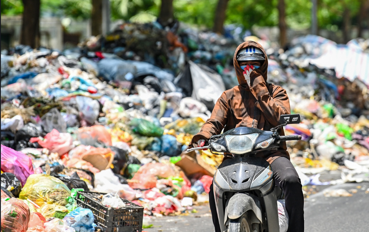 Tổng cục Môi trường: Phương án xử lý rác thải của Hà Nội chưa căn cơ