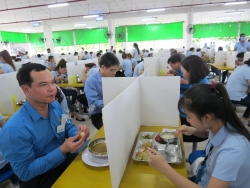 Đồng chí Nguyễn Đình Khang: “Chung mâm cơm nghĩa là gia đình đấy”