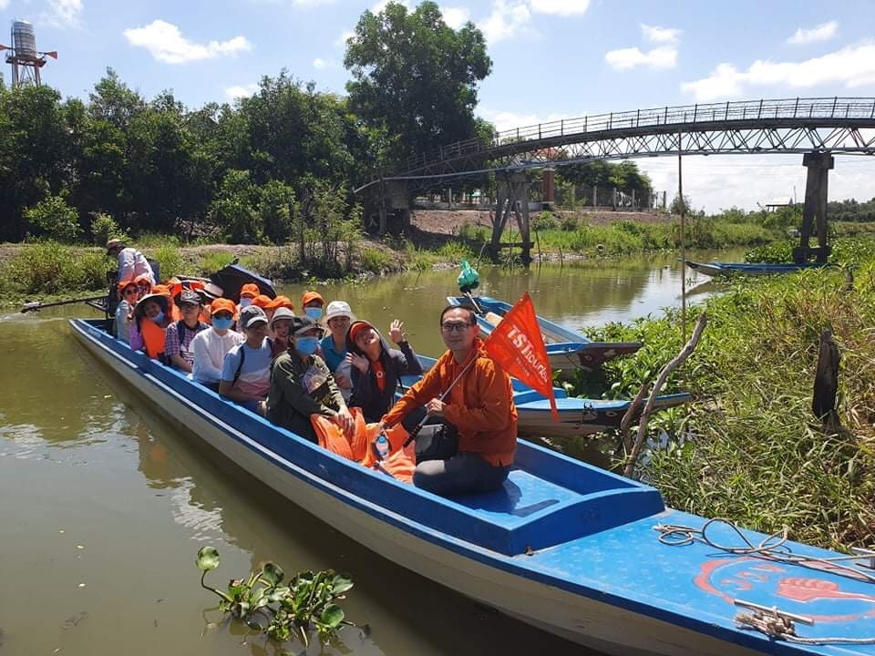 Vi vu đó đây mà không sợ lây Covid 19!