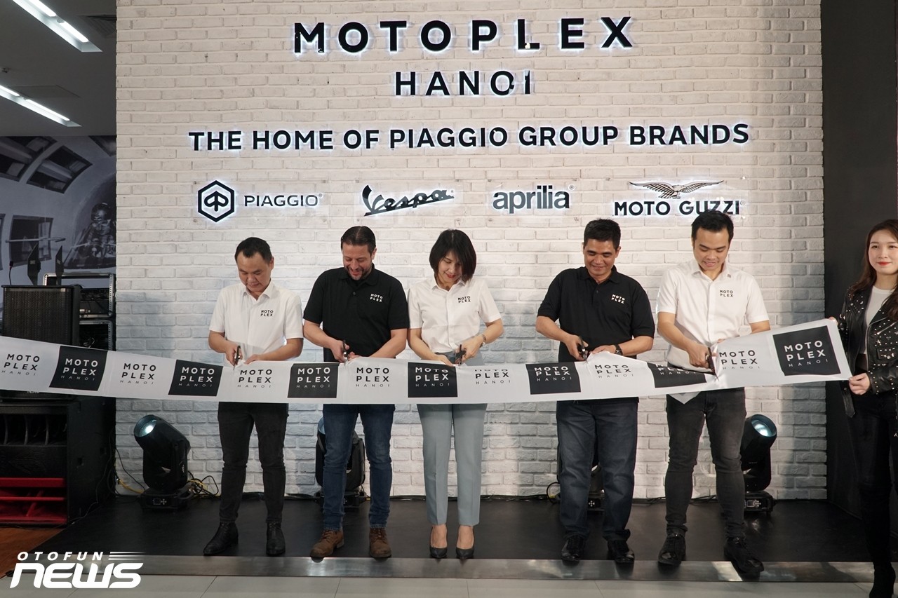 Piaggio khai trương showroom Motoplex đầu tiên tại Hà Nội