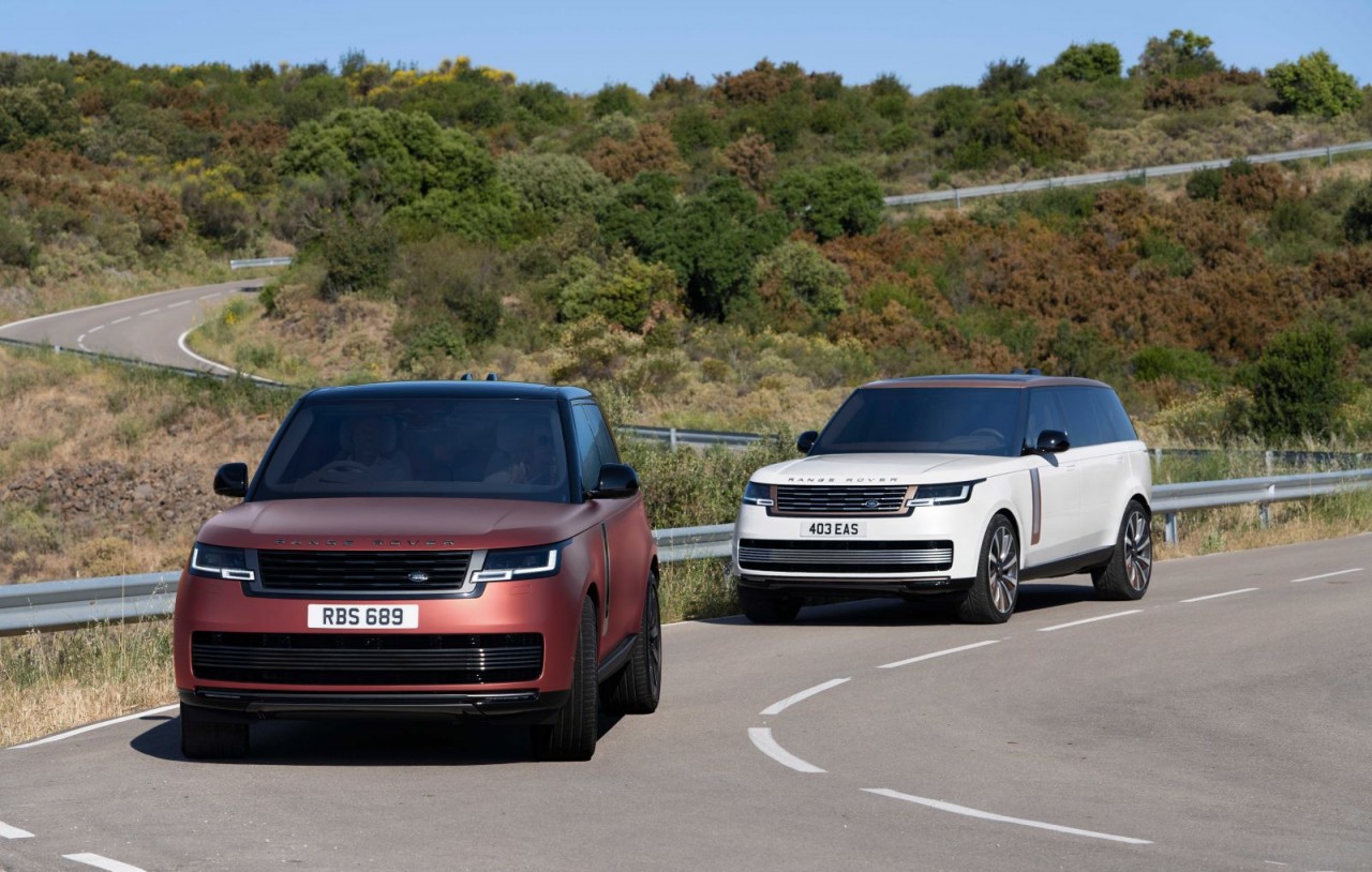 Triệu hồi 19 xe Range Rover 2022 tại Mỹ do lỏng cảm biến khoảng cách